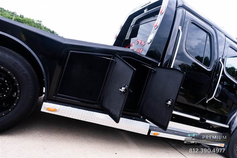 Truck Photo 14