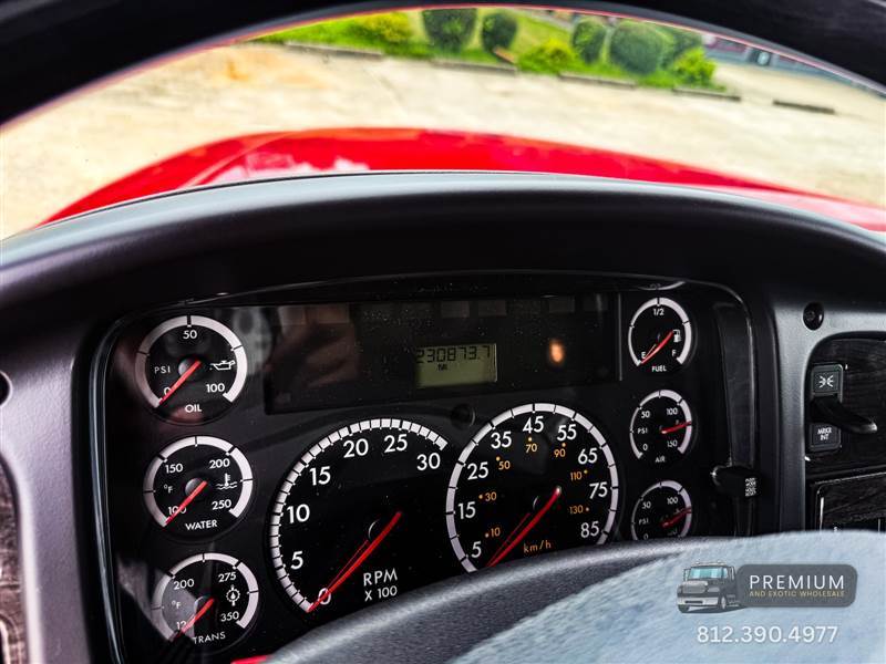 Truck Photo 18