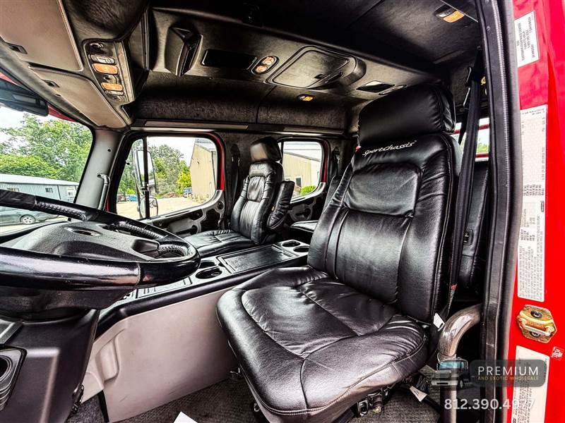 Truck Photo 17