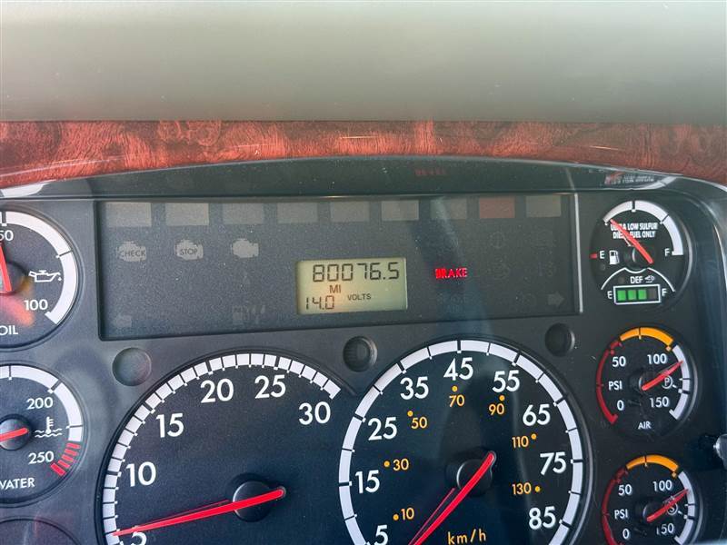 Truck Photo 18