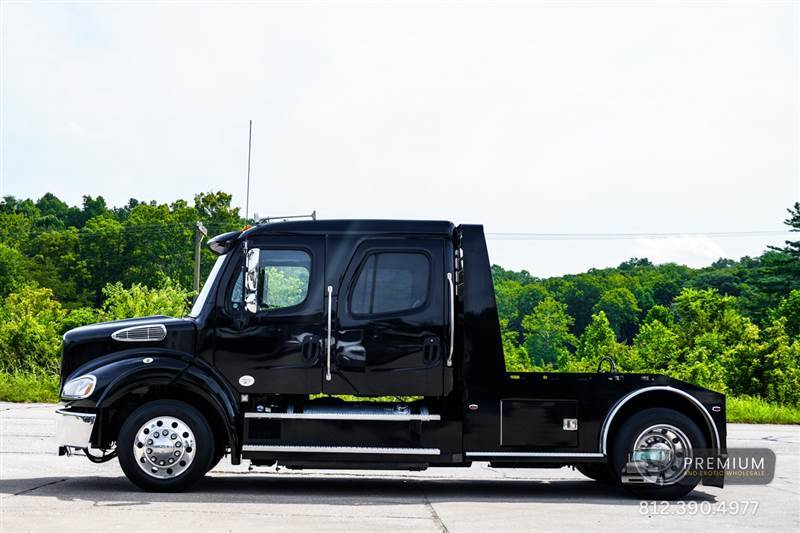 Truck Photo 4