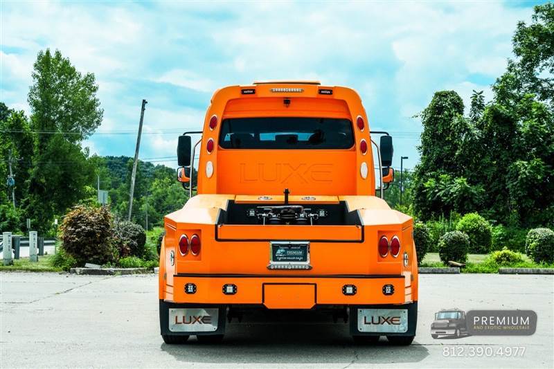 Truck Photo 7