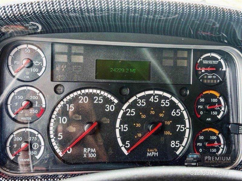 Truck Photo 19