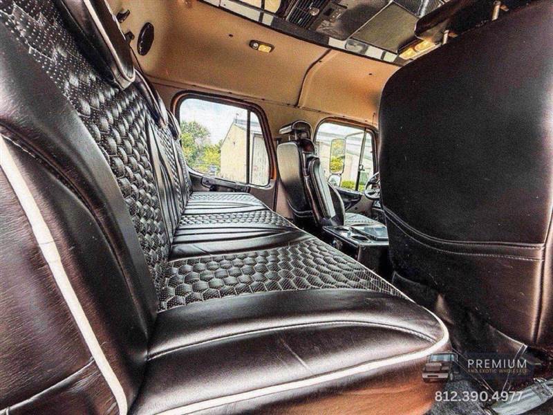 Truck Photo 23