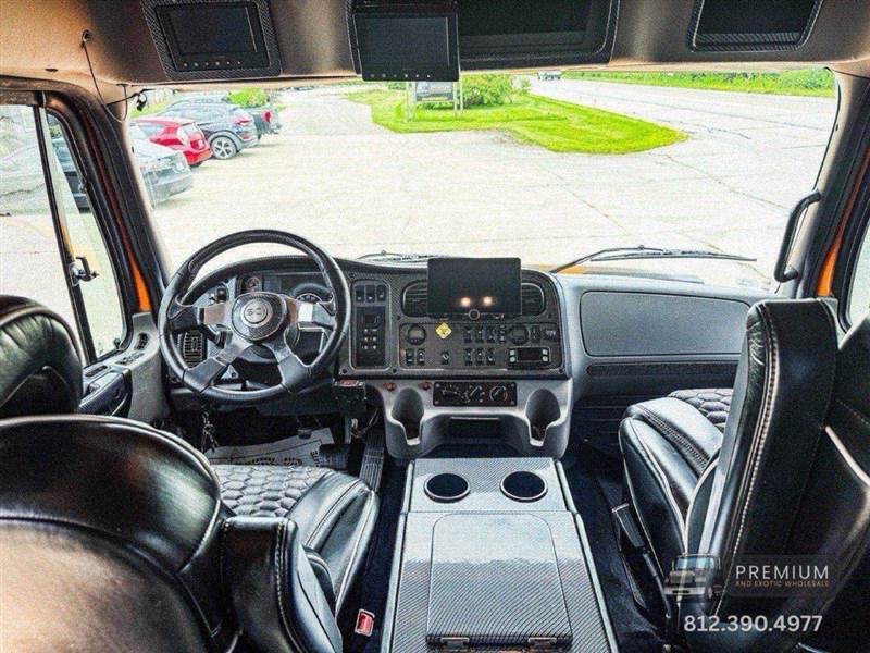 Truck Photo 18