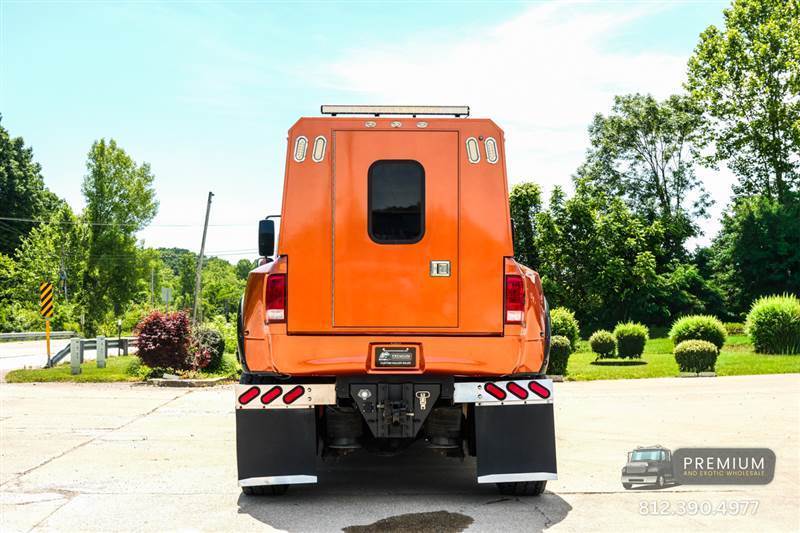 Truck Photo 6