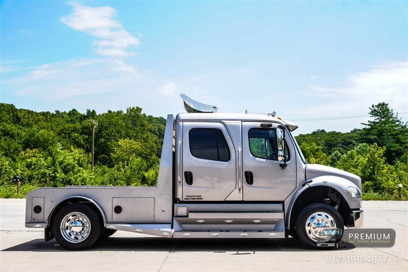 Truck Photo 8