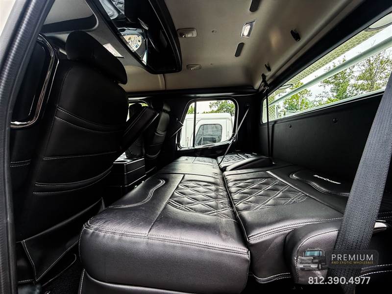 Truck Photo 24