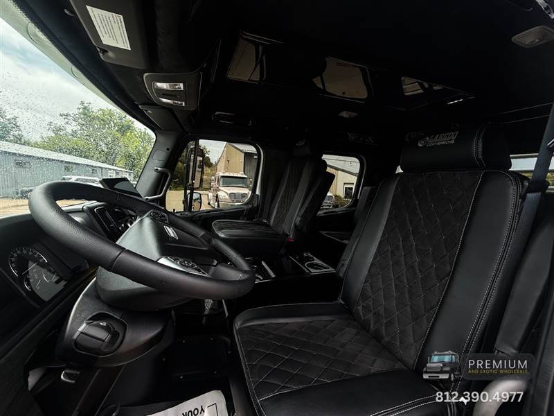 Truck Photo 16