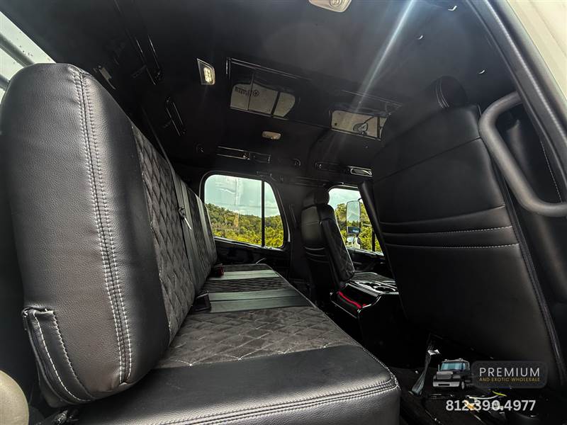 Truck Photo 23
