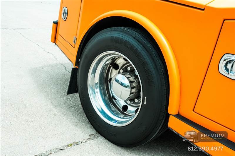 Truck Photo 12