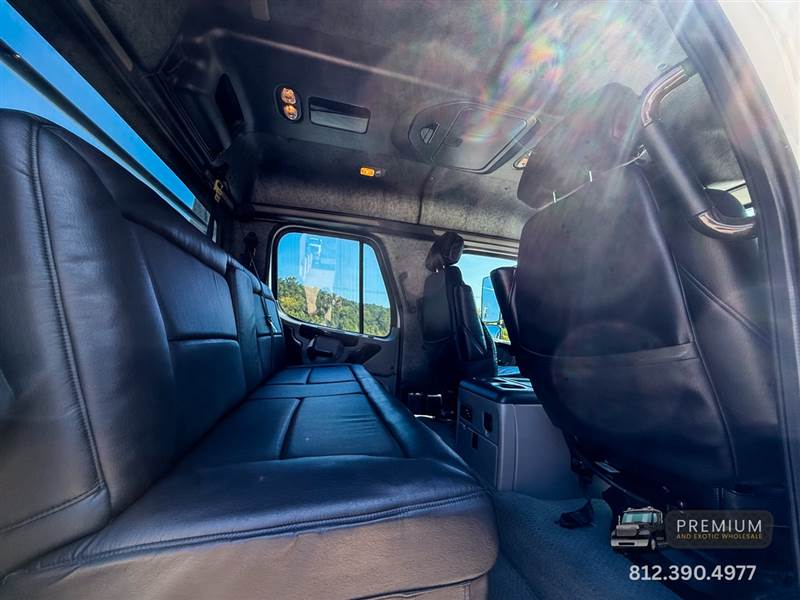 Truck Photo 21