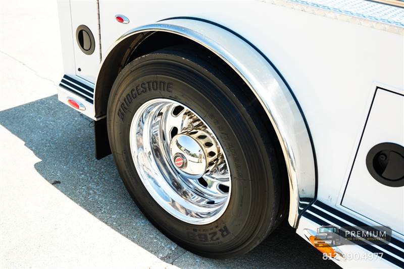 Truck Photo 11