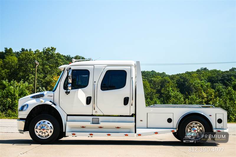 Truck Photo 4