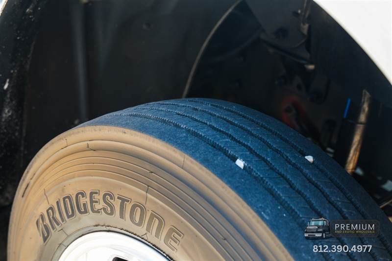 Truck Photo 13