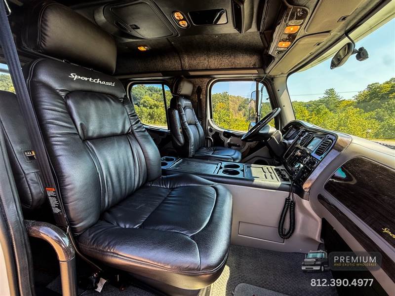Truck Photo 24