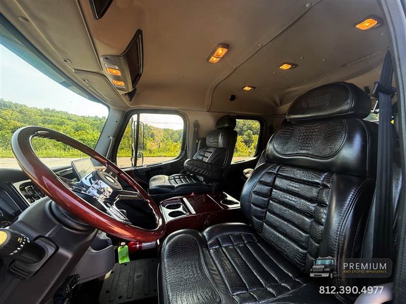 Truck Photo 15