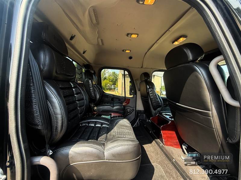 Truck Photo 19