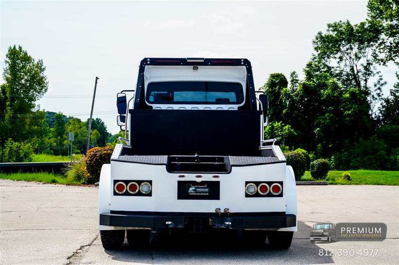 Truck Photo 6
