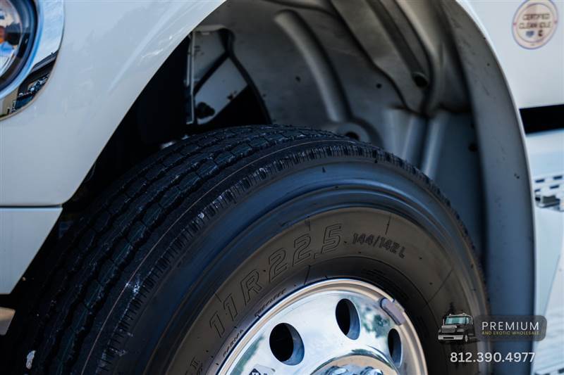 Truck Photo 11