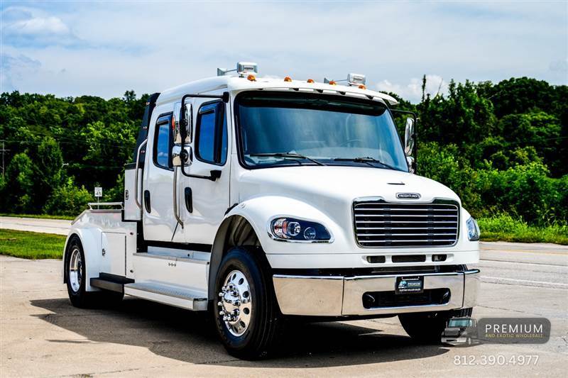 2023 Freightliner NEW LISTING - BOLT CONVERSION CUMMINS L9 88K MI