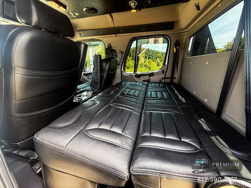 Truck Photo 19