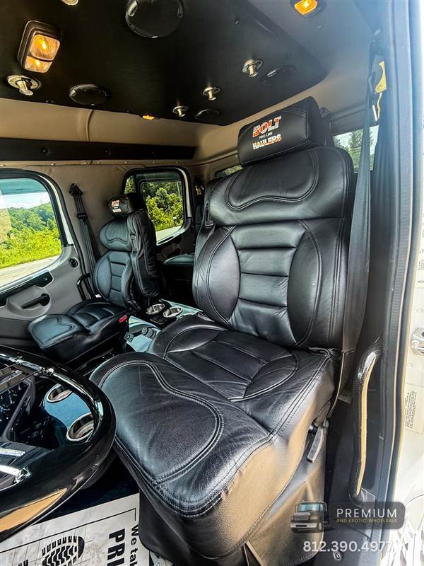 Truck Photo 25