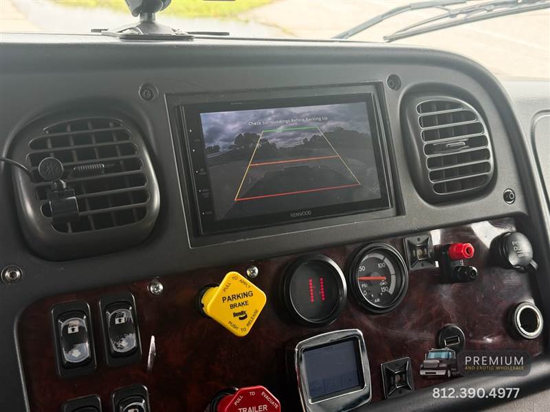 Truck Photo 21