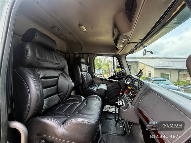 Truck Photo 24