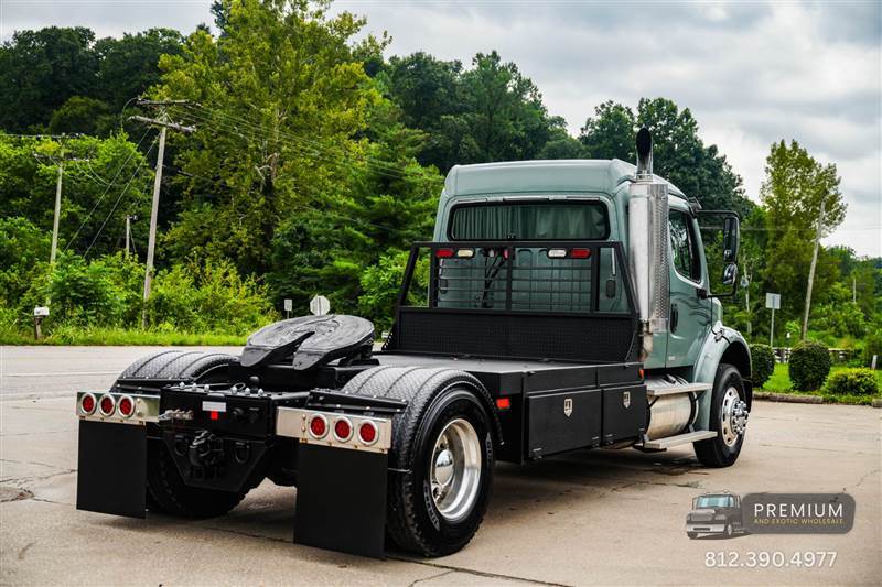 Truck Photo 7