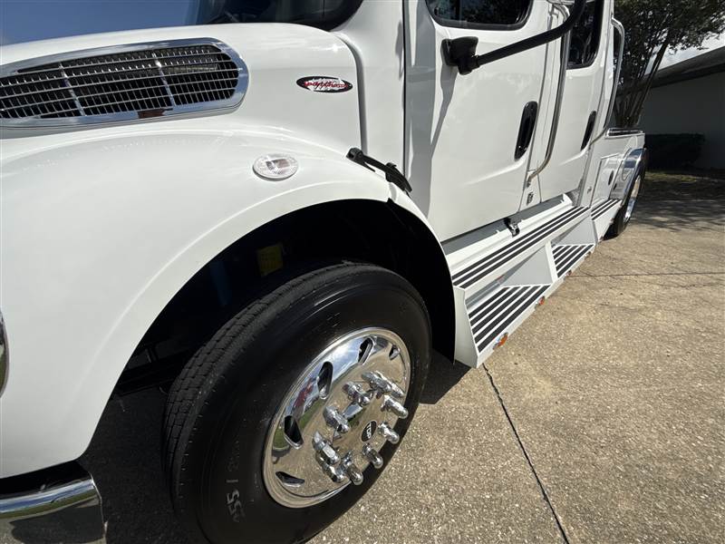 Truck Photo 24