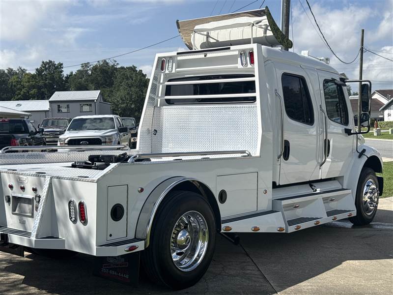 Truck Photo 3