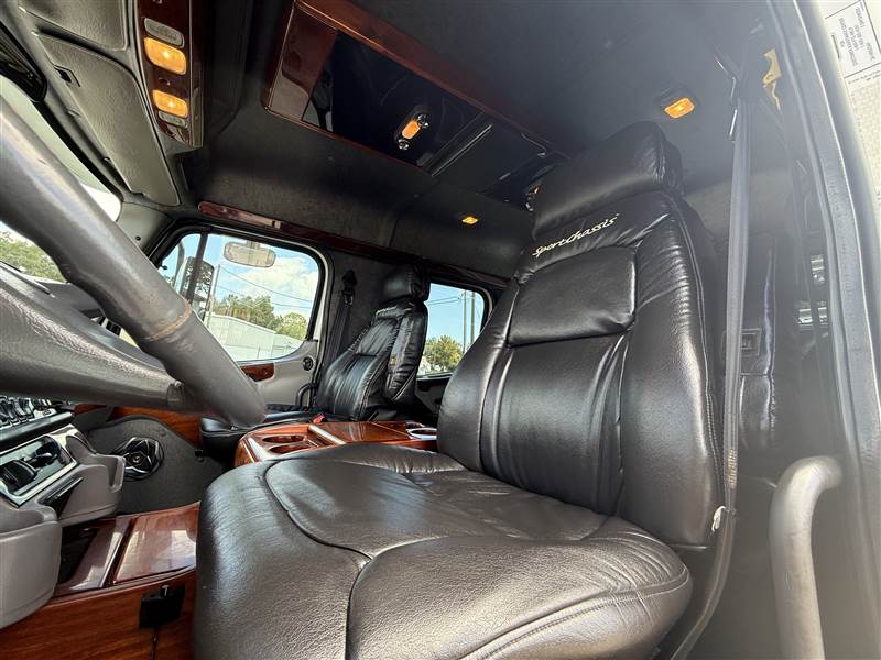 Truck Photo 14