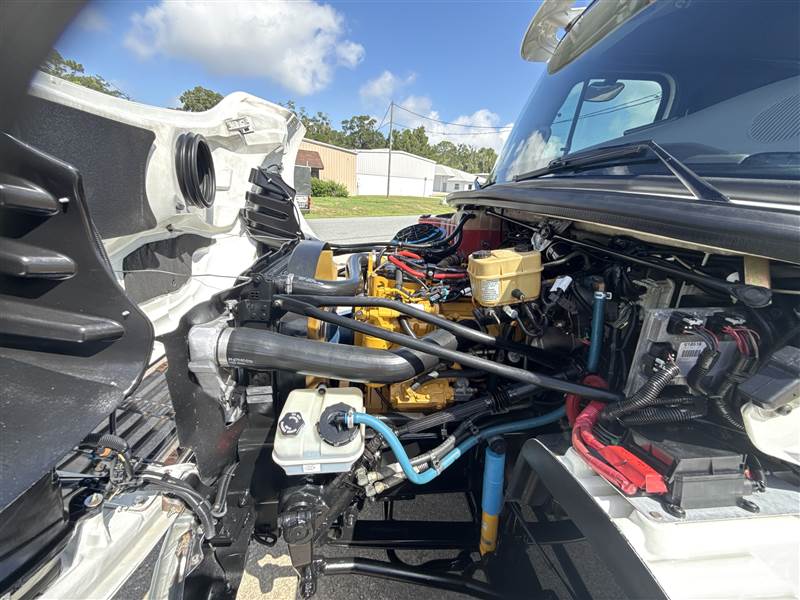 Truck Photo 9