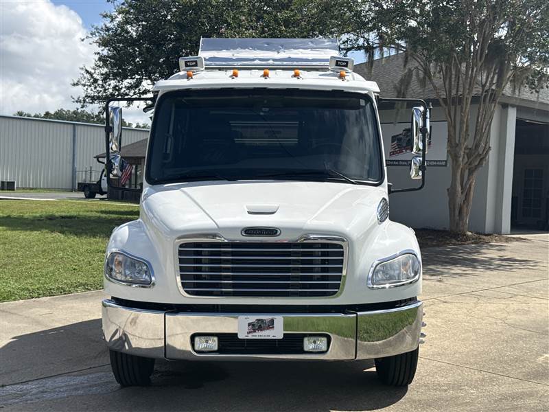 Truck Photo 8