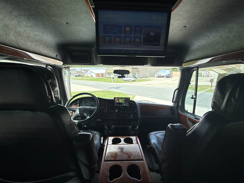 Truck Photo 17