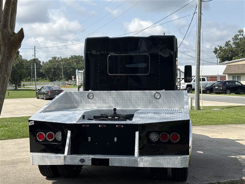 Truck Photo 6