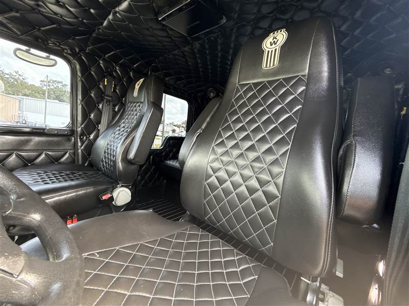 Truck Photo 15