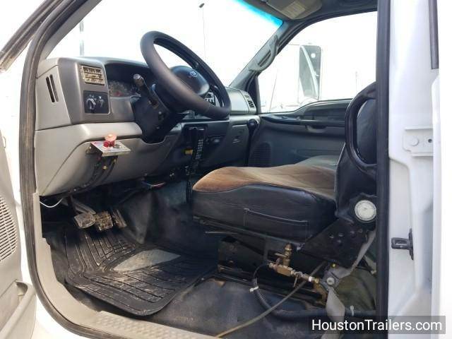 Truck Photo 19