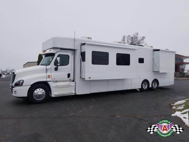 Truck Photo 4