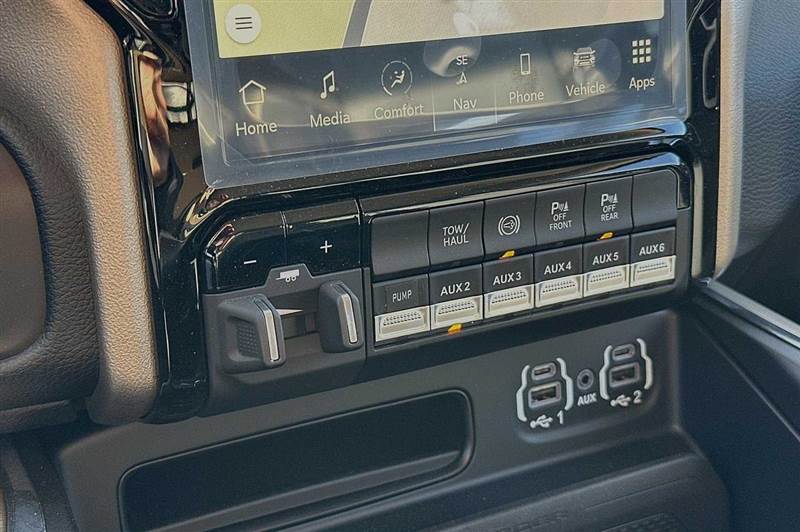 Truck Photo 14