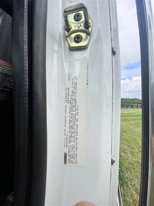 Truck Photo 23