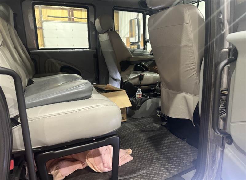 Truck Photo 5