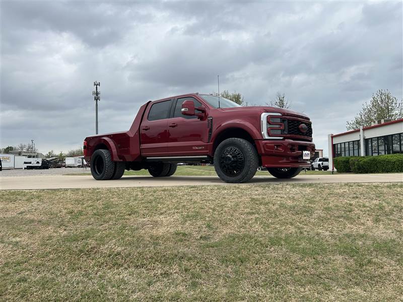 Truck Photo 4