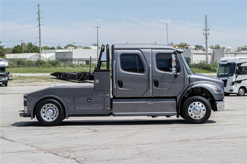 Truck Photo 4