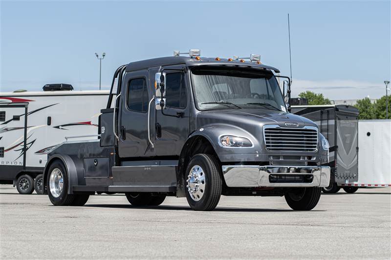 Truck Photo 3