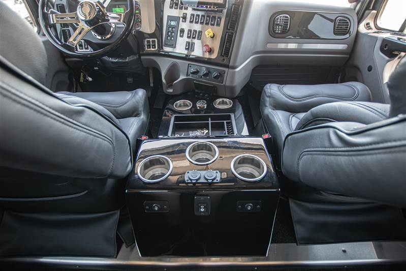 Truck Photo 26