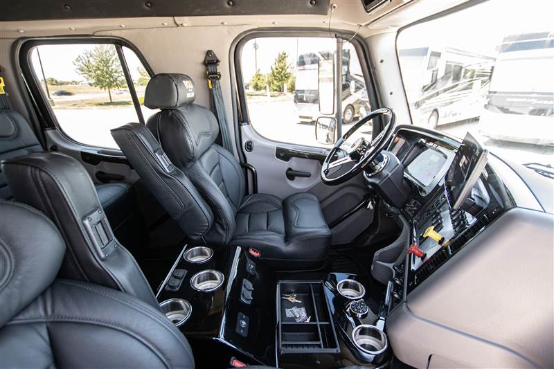 Truck Photo 17