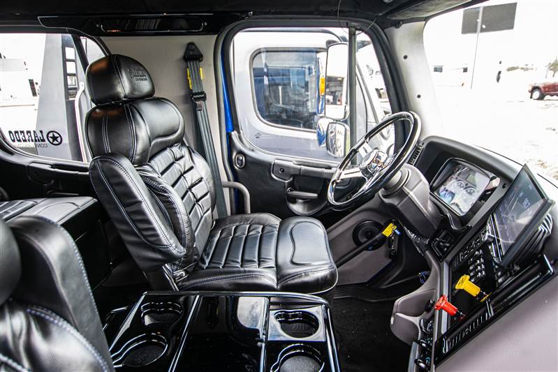 Truck Photo 14