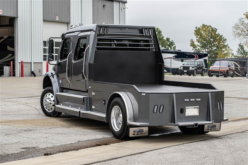 Truck Photo 9